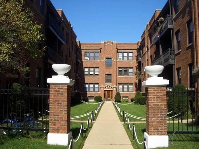 1st image of 1250 W Bryn Mawr Ave