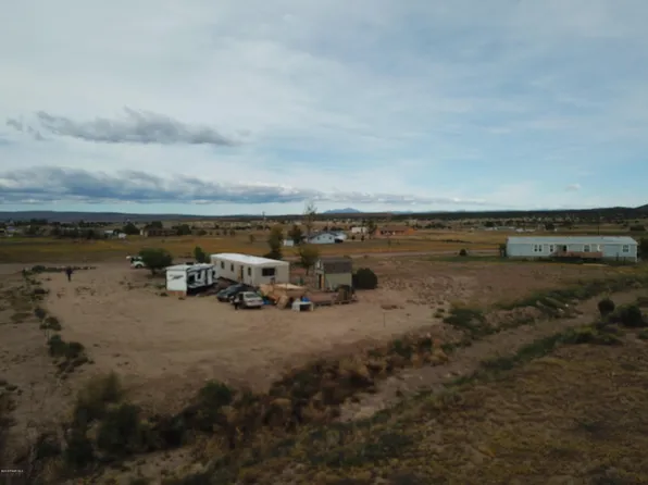 21595 N Roberts Rd, Paulden, AZ 86334