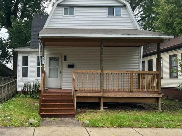 407 Maple Ave, La Porte, IN 46350