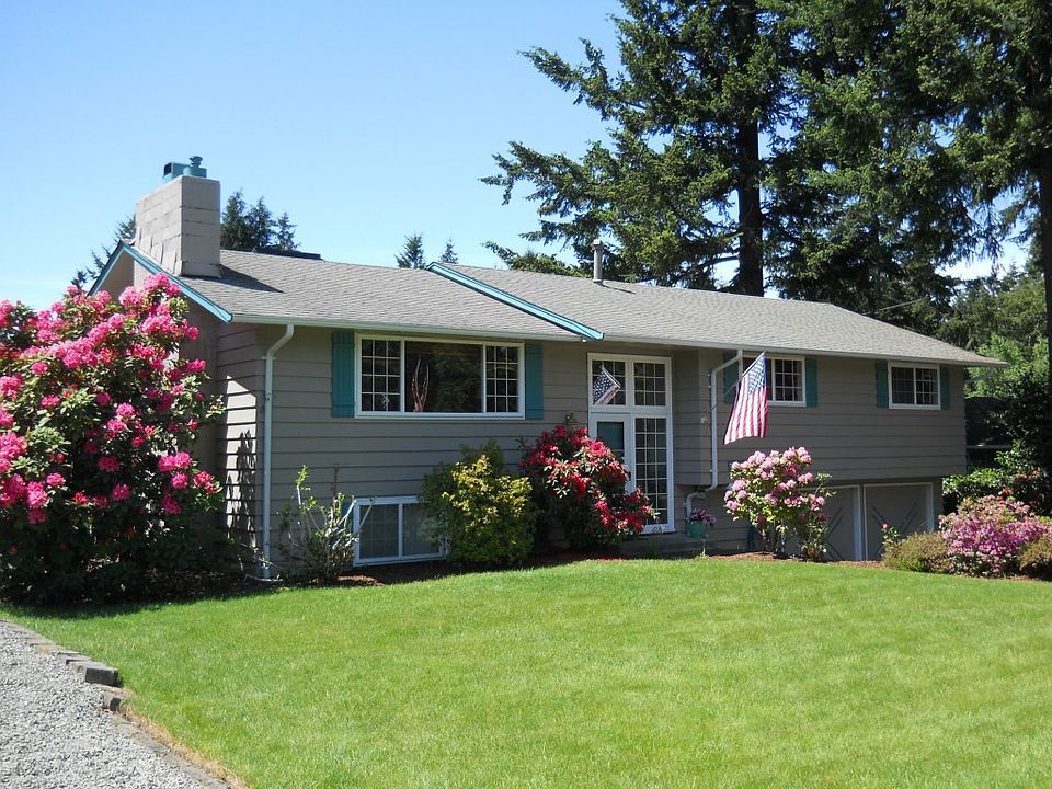 1st image of 10902 Glenwood Dr SW