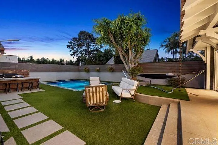 1027 G Ave — Photo 43