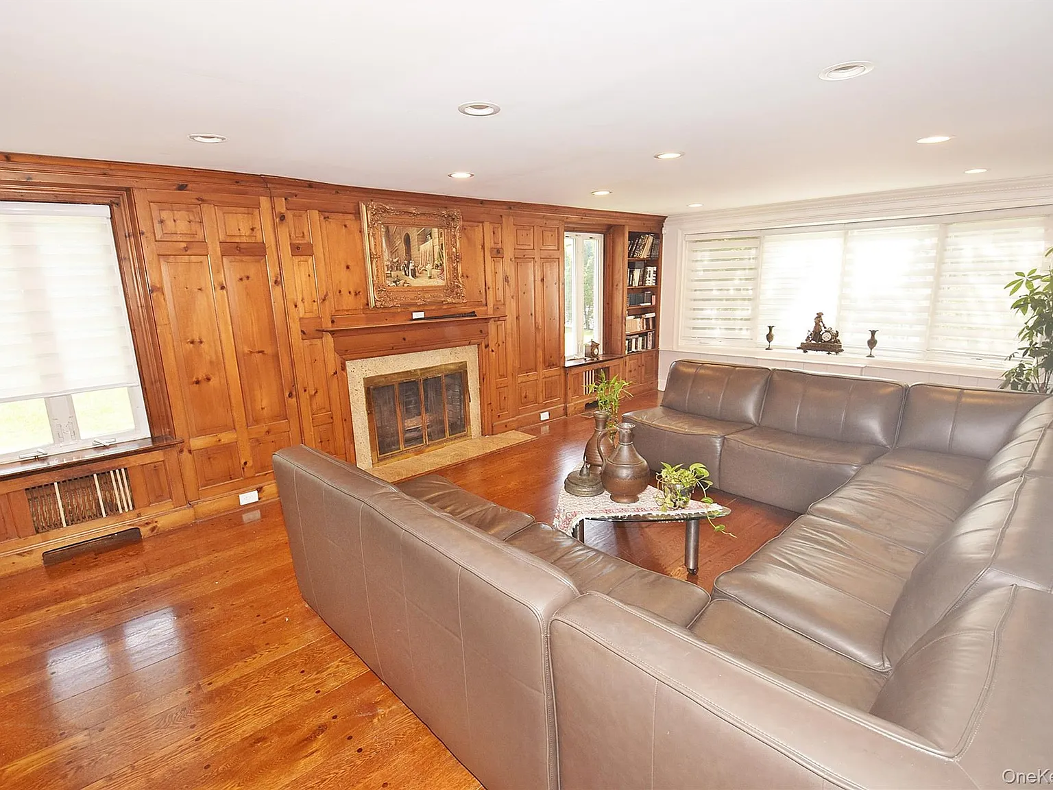 5 bed, 4.5 bath, 2730 sqft, $9,900 — Photo 3