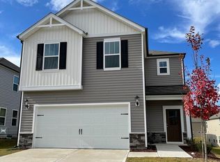 129 Wilbur Lake Dr, Fuquay Varina, NC 27526