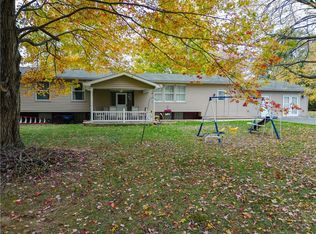 2416 Hanna St, New Castle, PA 16102