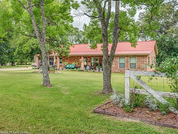 2nd image of 3111 Benton Dr