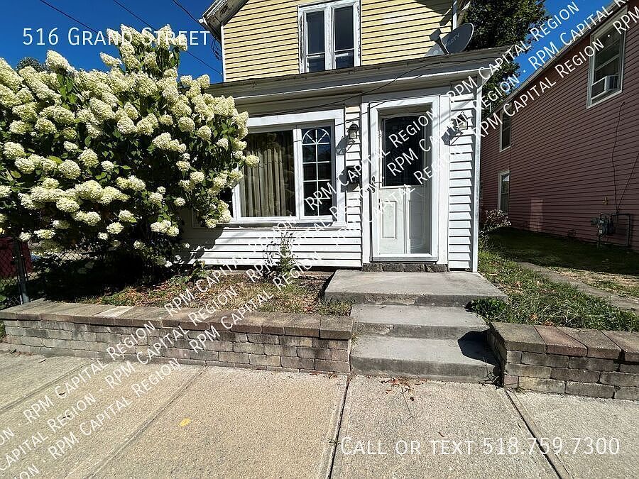 1st image of 516 Grand St