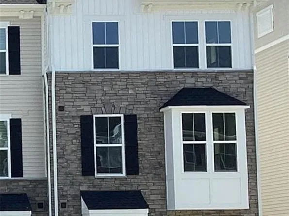 120 Pocosin Path #4A, Poquoson, VA 23662