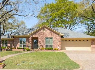 717 Cedar Creek Dr, Tyler, TX 75703