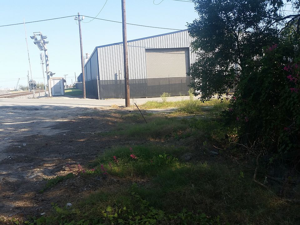 2nd image of 7437 Avenue N