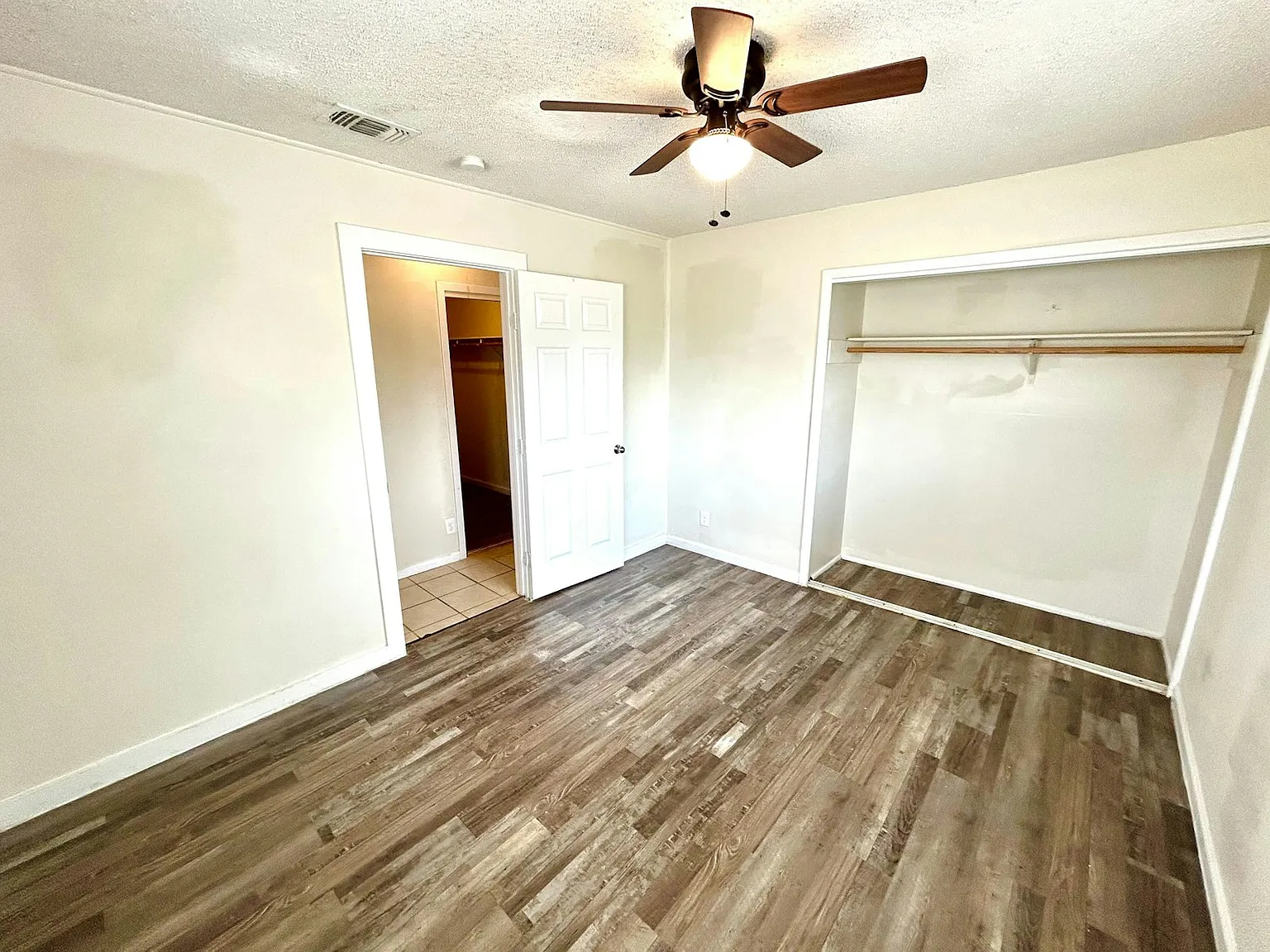 4631 Argonne Drive, Unit 2 — Photo 3