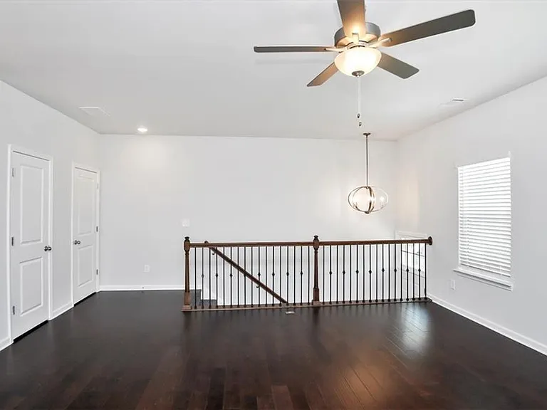2601 Hedgeway Cir NW — Photo 14