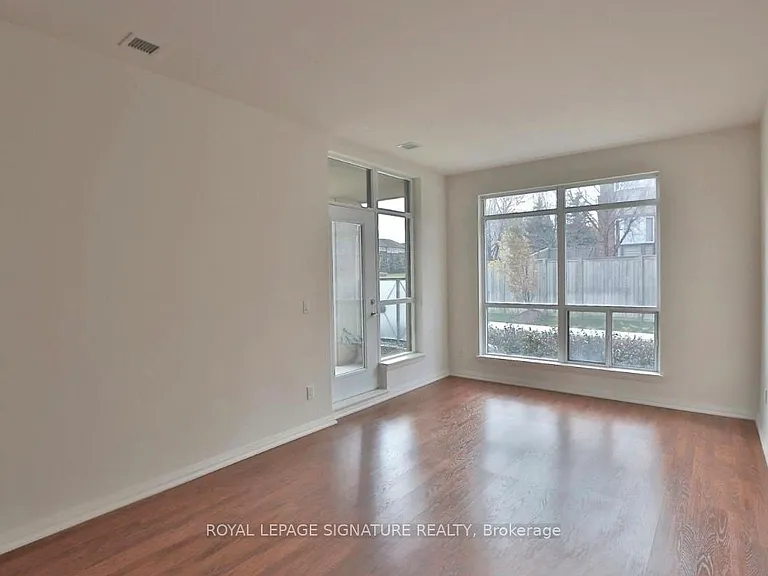 220 Forum Dr #Townhouse 105 — Photo 3