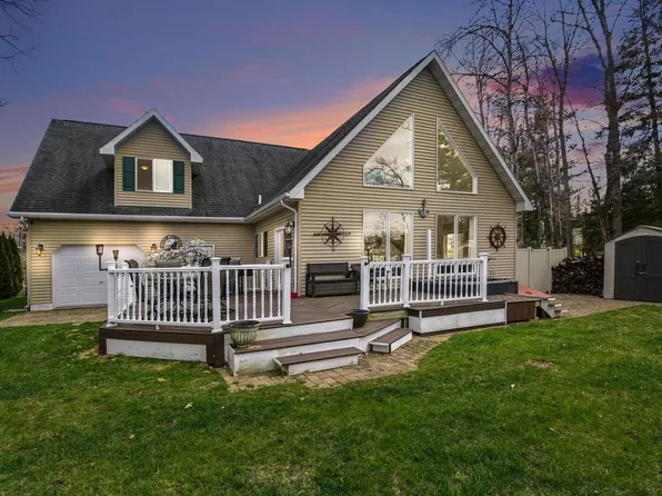3224 Comanche Trl, West Branch, MI 48661