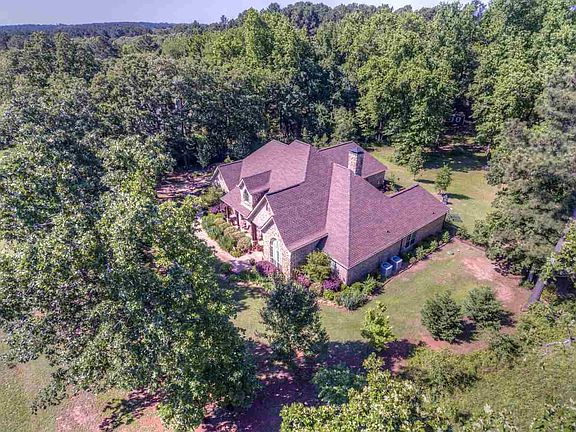 3rd image of 15793 Red Cloud Dr