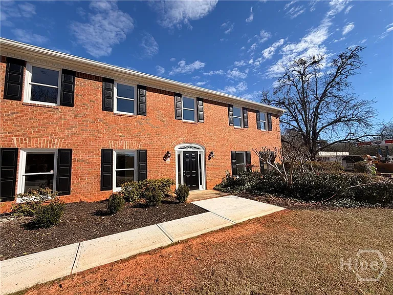 1165 Cedar Shoals Dr #B — Photo 11