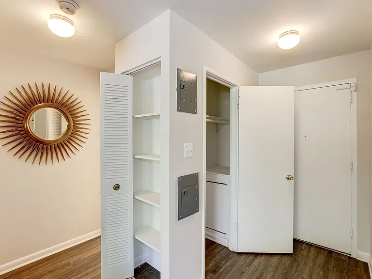 9190 Richmond Hwy — Photo 16