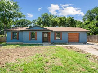 100 Gordon Dr, Azle, TX 76020