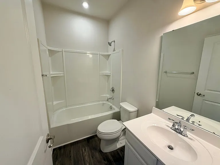 1214 Ashbury St — Photo 24