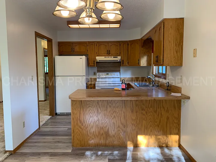 2509 S Groveland Ave — Photo 7