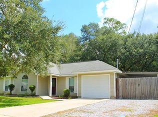 716 8th St, Slidell, LA 70458