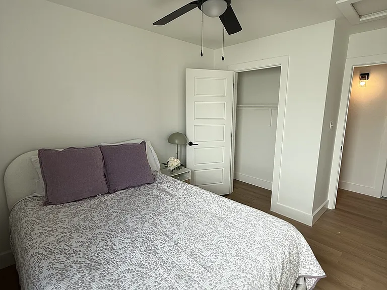 1172 W Cato Springs Rd — Photo 21