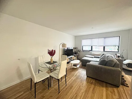 2565 12th St #2 Photo 1