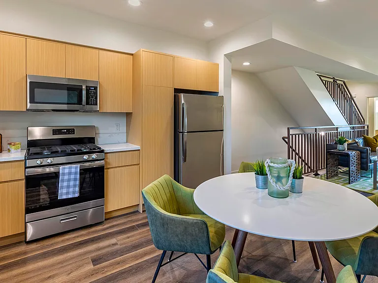 Presidio Townhomes — Photo 10