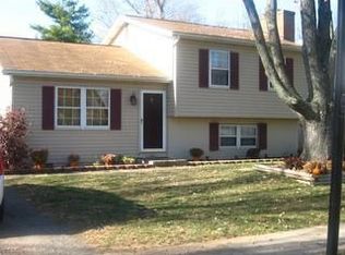4451 Trotter Dr, Obetz, OH 43207