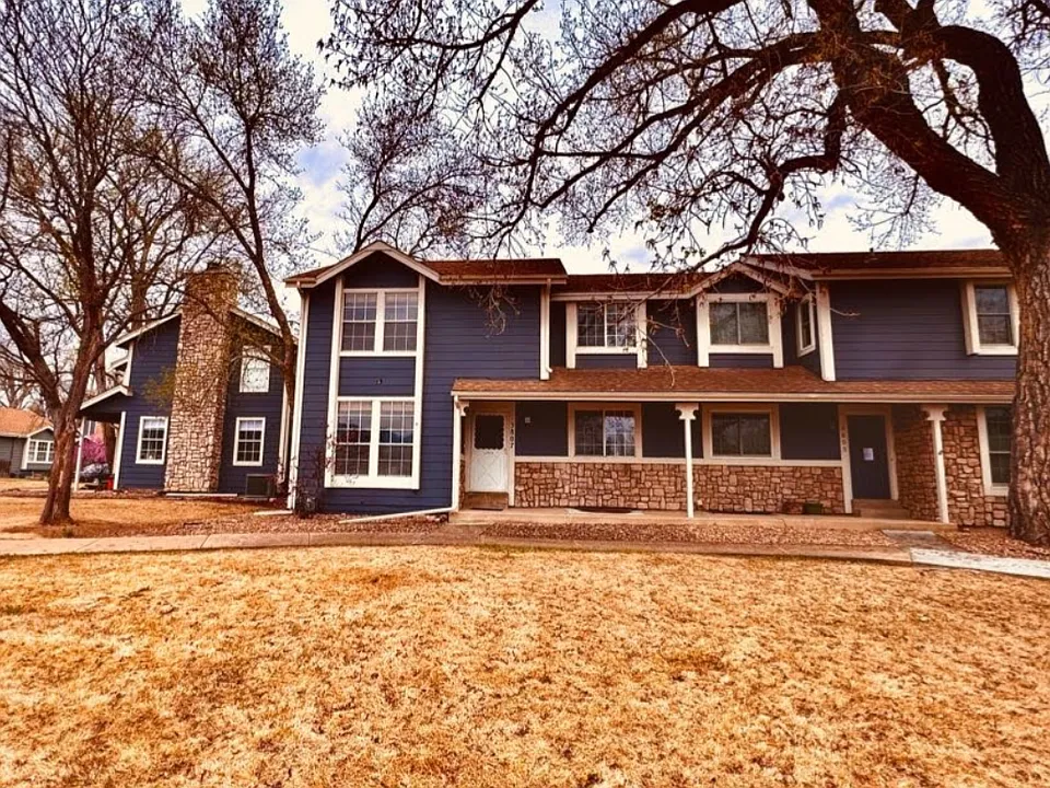 3807 Paseo Del Prado
