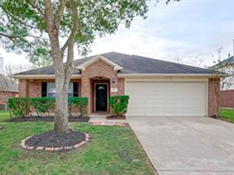 1st image of 24311 Leachwood Dr