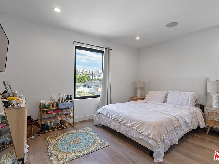 3207 Thatcher Ave — Photo 19