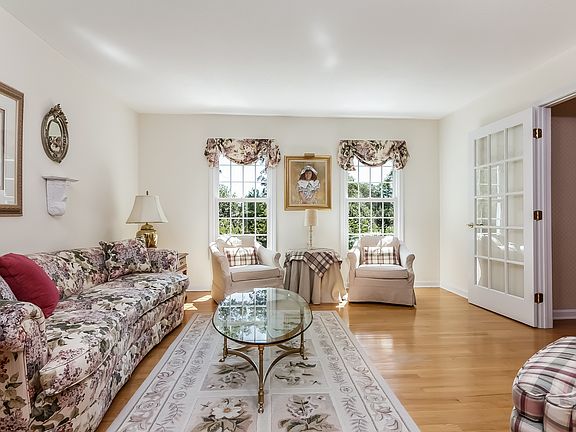  Formal living room with French doors