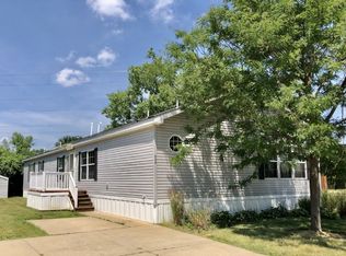 828 Victory Ln, Justice, IL 60458