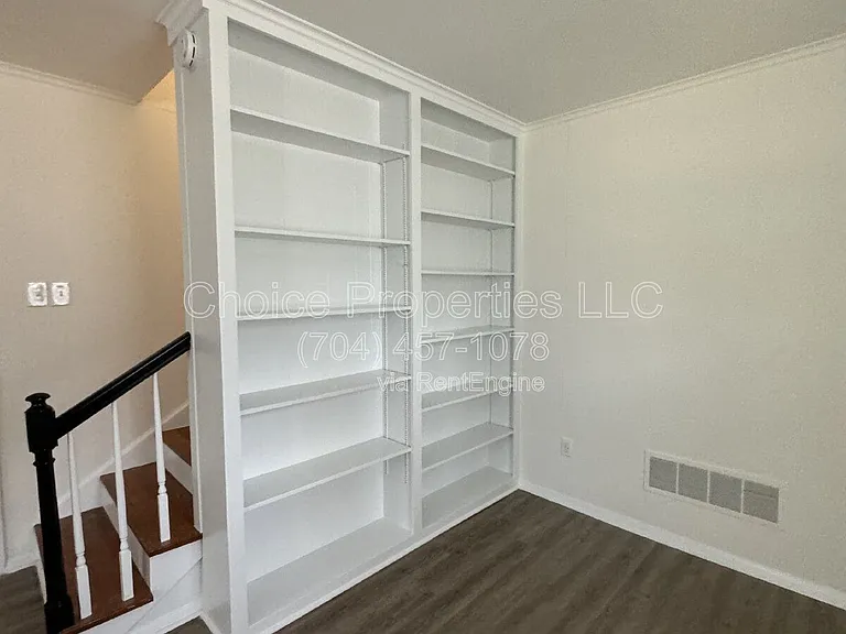 253 Scofield Rd — Photo 15