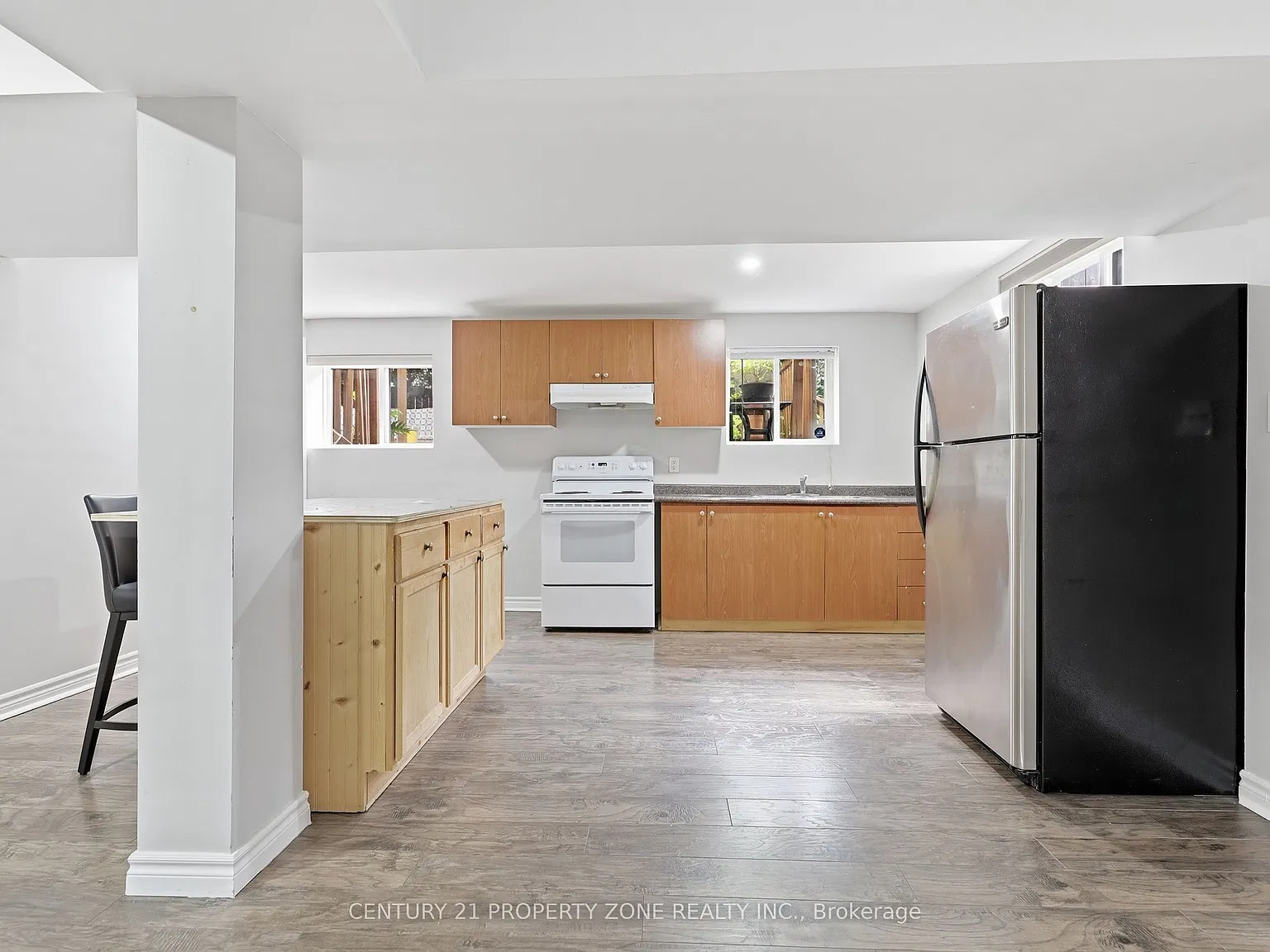 3 bed, $1,850 — Photo 3