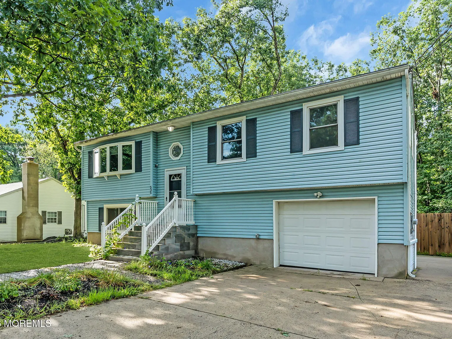 5 bed, 1742 sqft, $3,250 — Photo 3