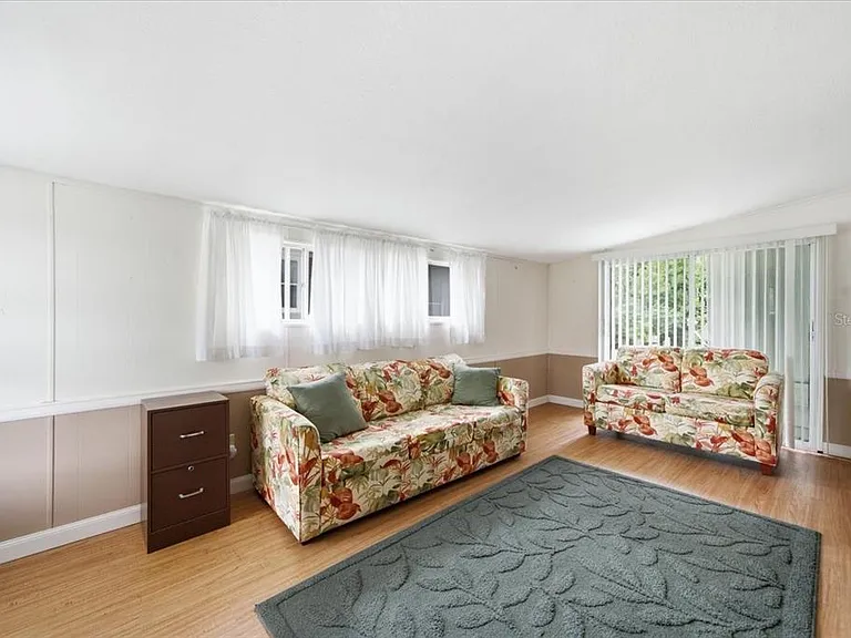 7505 Fairlane Ave — Photo 24