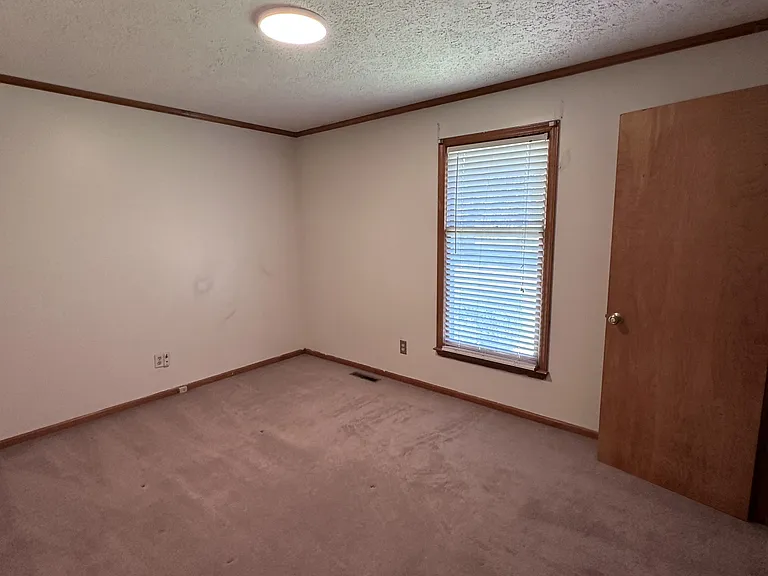881 Little Creek Rd — Photo 11