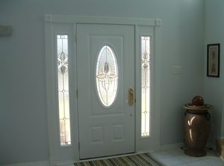 2 E Coach Ln, Mount Laurel, NJ 08054