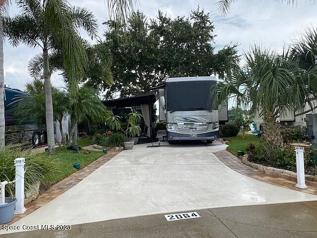 1st image of 2064 Payne Stewart Dr