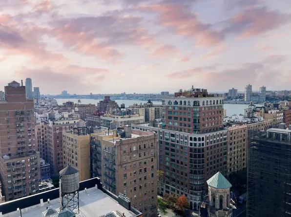 2373 Broadway image 13 of 13