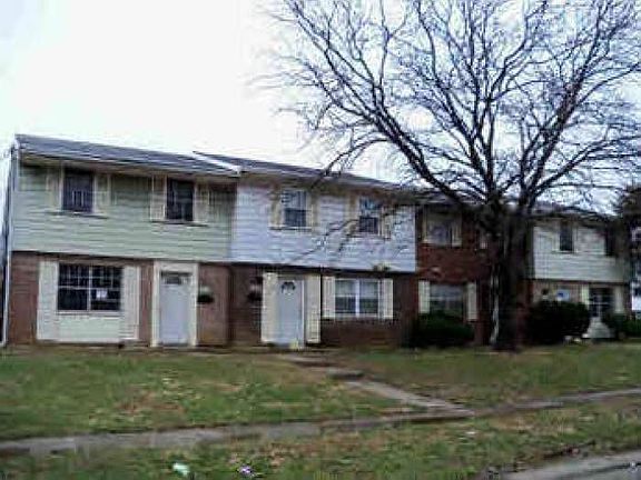 4th image of 10813 Sprucehill Dr