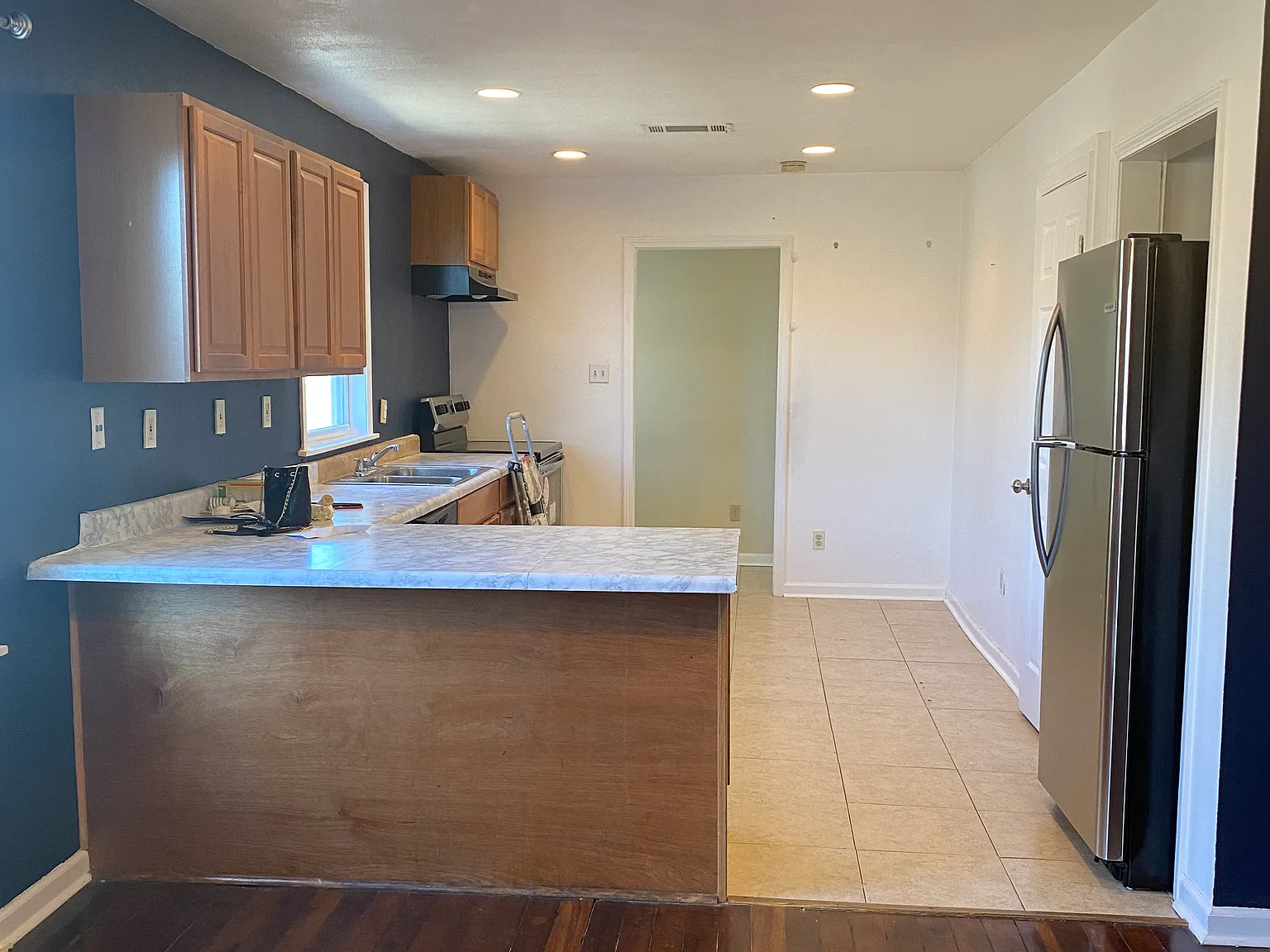 2 bed, 850 sqft, $1,500 — Photo 2