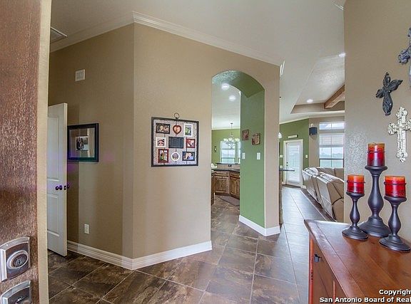 3rd image of 179 Scenic Hills Dr