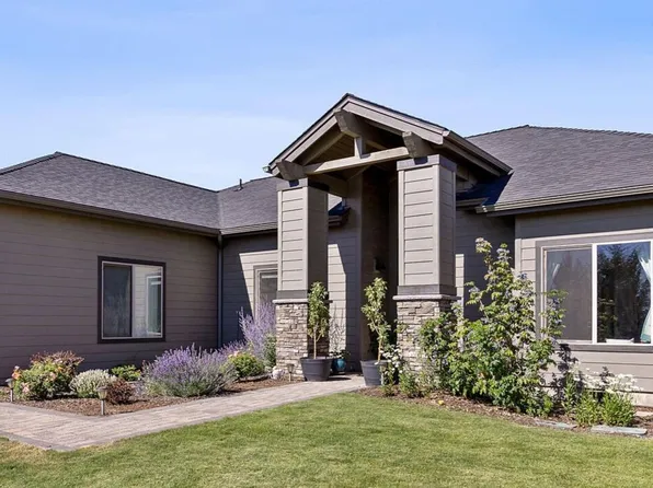 2273 NE Valley View Ct, Madras, OR 97741