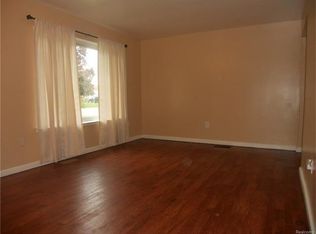 15846 Harrison, Romulus, MI 48174