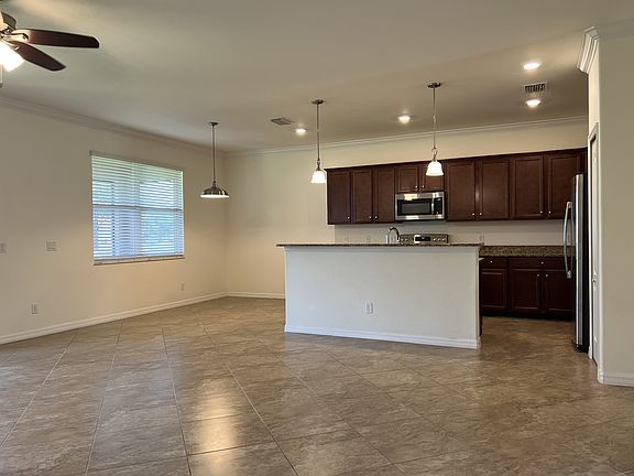 5th image of 2054 Minneola St