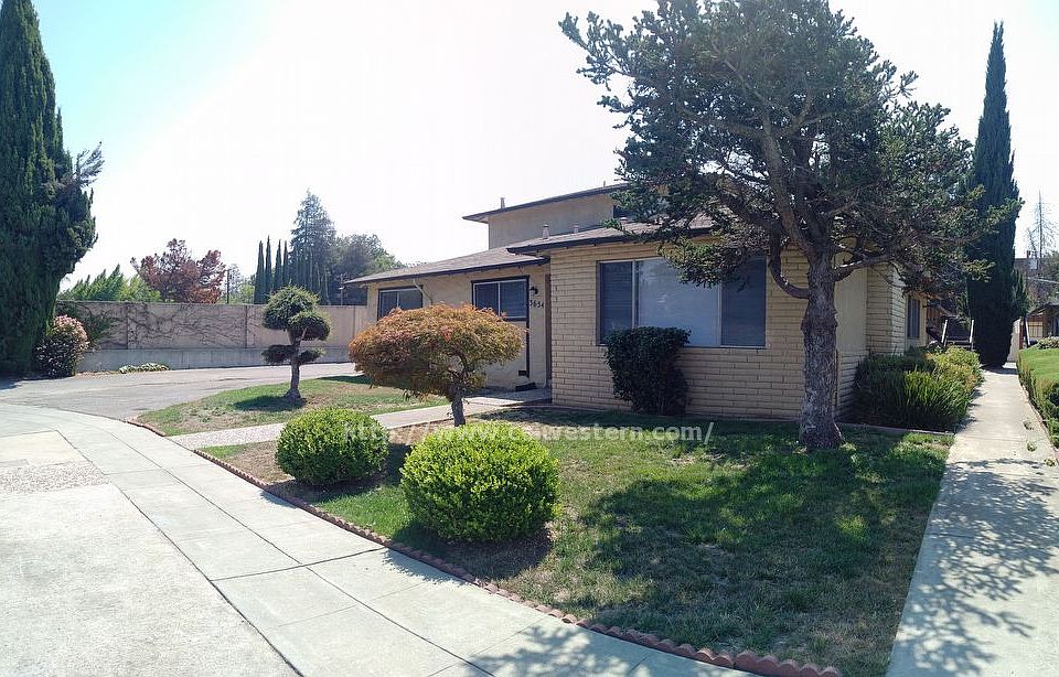 1st image of 3654 Greenlee Dr APT 1