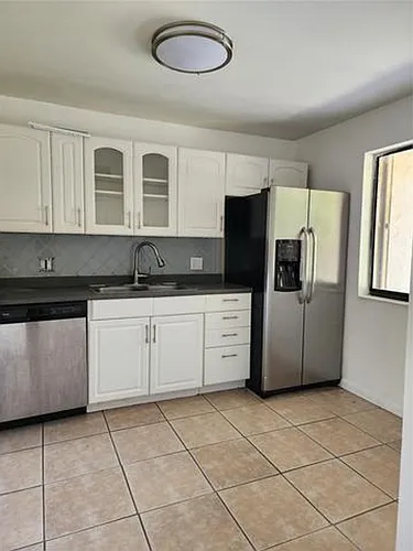 390 Racquet Club Rd #204 Photo 1