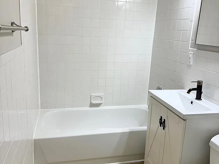 525 Ryan Ln #B — Photo 12